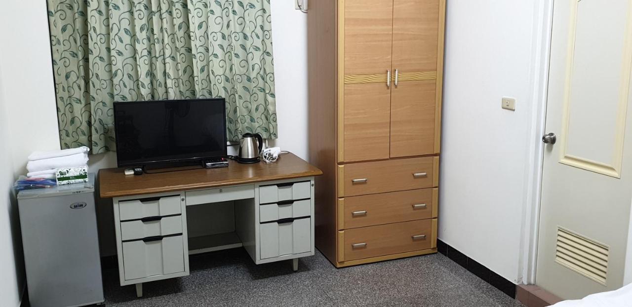 Ferienwohnung Lanzhou 4th St Chiayi Exterior foto